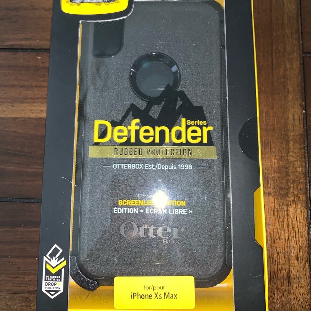 Otter box defender series for IPhone Xs max
